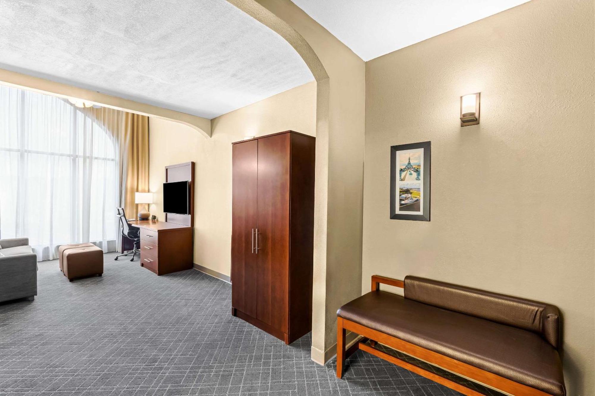 Comfort Suites Mobile East Bay Дафне Экстерьер фото